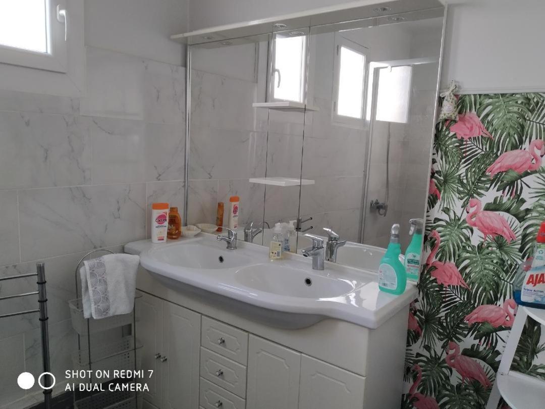 Chambre Confortable,Gare, Clim, Parking, Pt Dejeuner,Wifi Perpignan Bagian luar foto